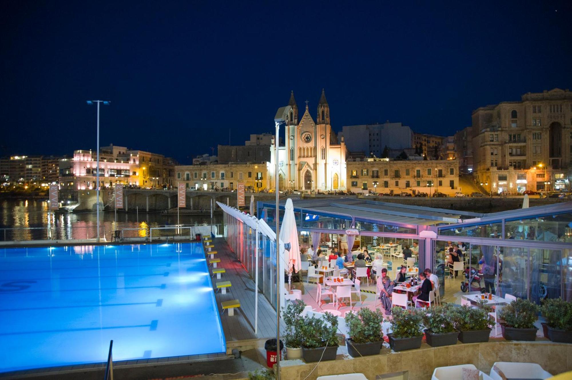 Maltese Balcony Saint Julian's Exterior foto